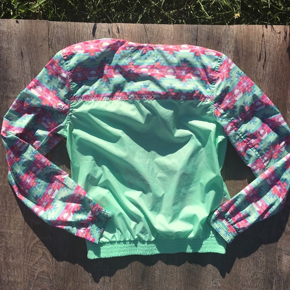 EMPYRE  WINDBREAKER w/ AZTEC PRINT - Picture 7 of 8